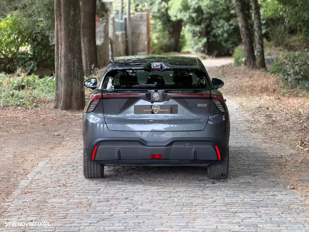 MG MG4 77 kWh Extended Range Luxury - 6