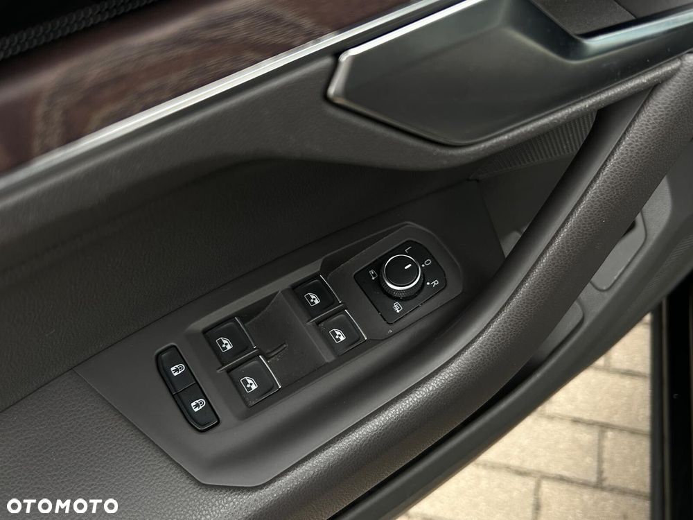 Volkswagen Touareg 3.0 V6 TDI SCR 4Mot Atmosphere - 11