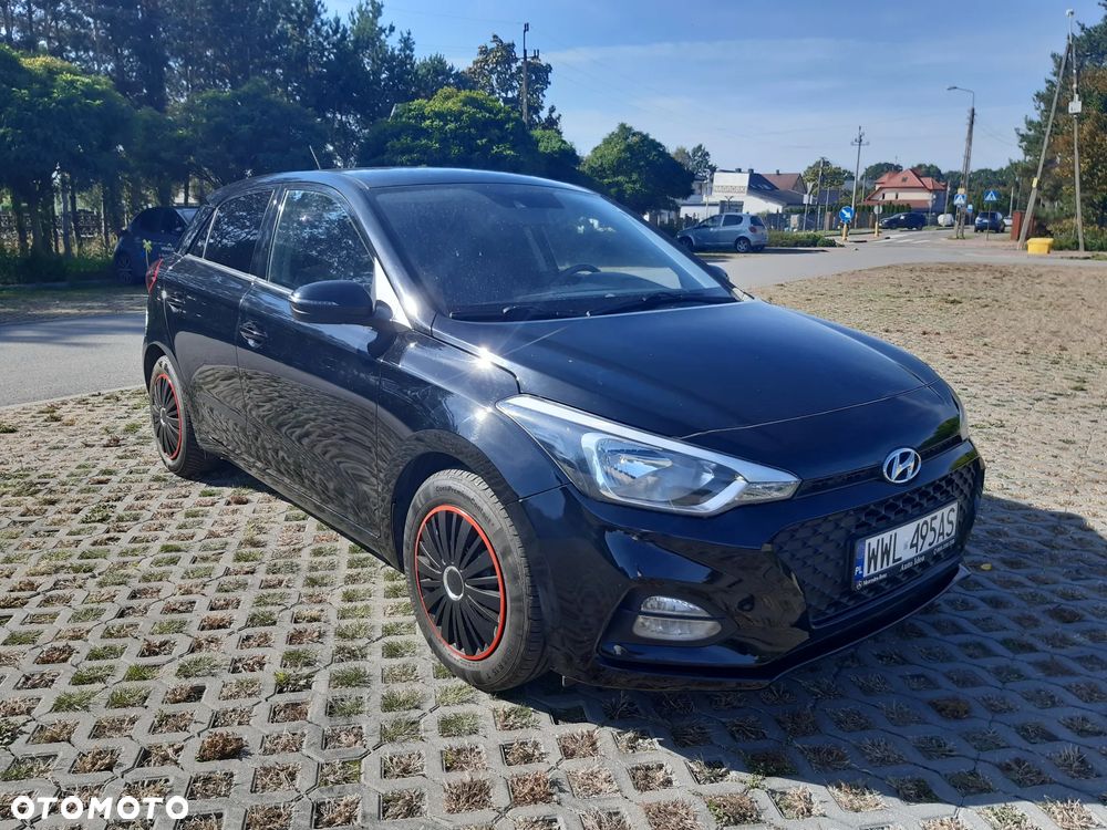 Hyundai i20 blue 1.2 Advantage+ - 9