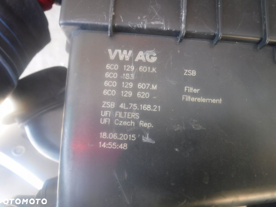 Seat Vw Skoda 1.6 TDI obudowa filtra 3C0129601K - 2