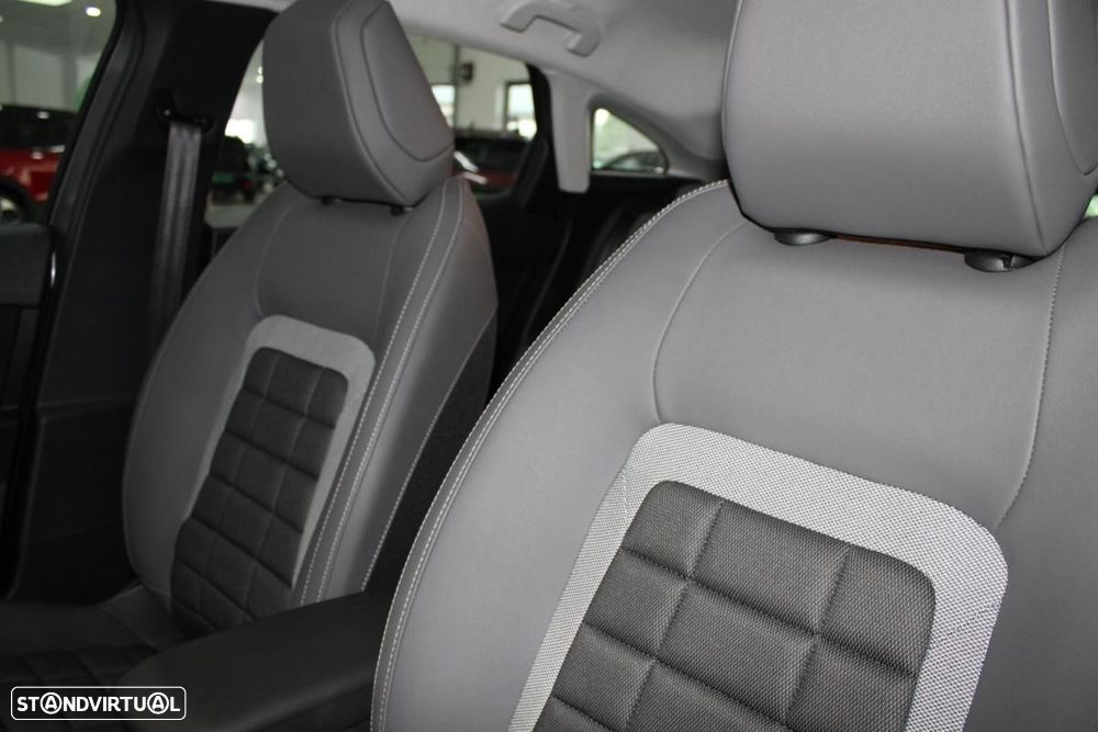 Citroën e-C4 50 kWh Plus - 11