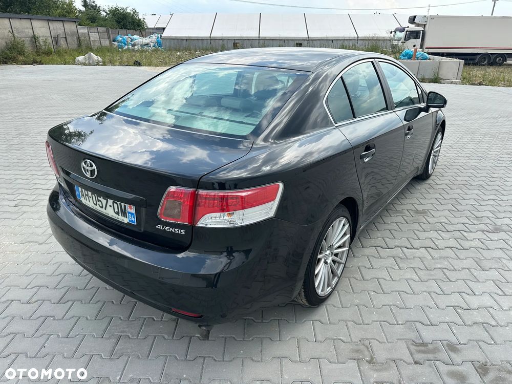 Toyota Avensis 2.2 D-4D Life - 20