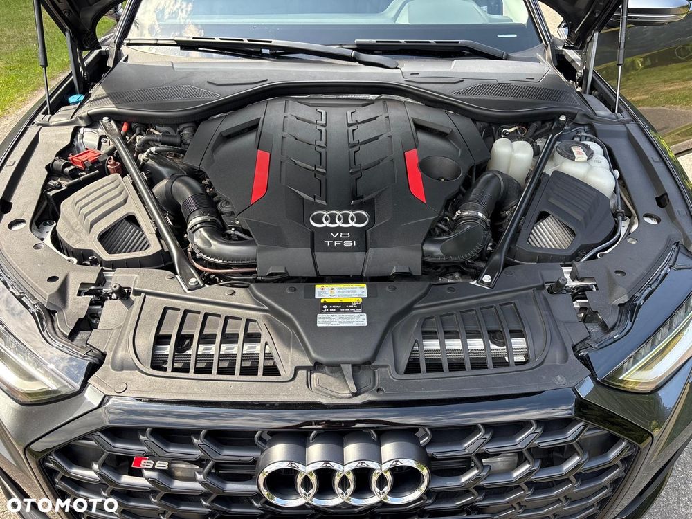 Audi S8 - 15