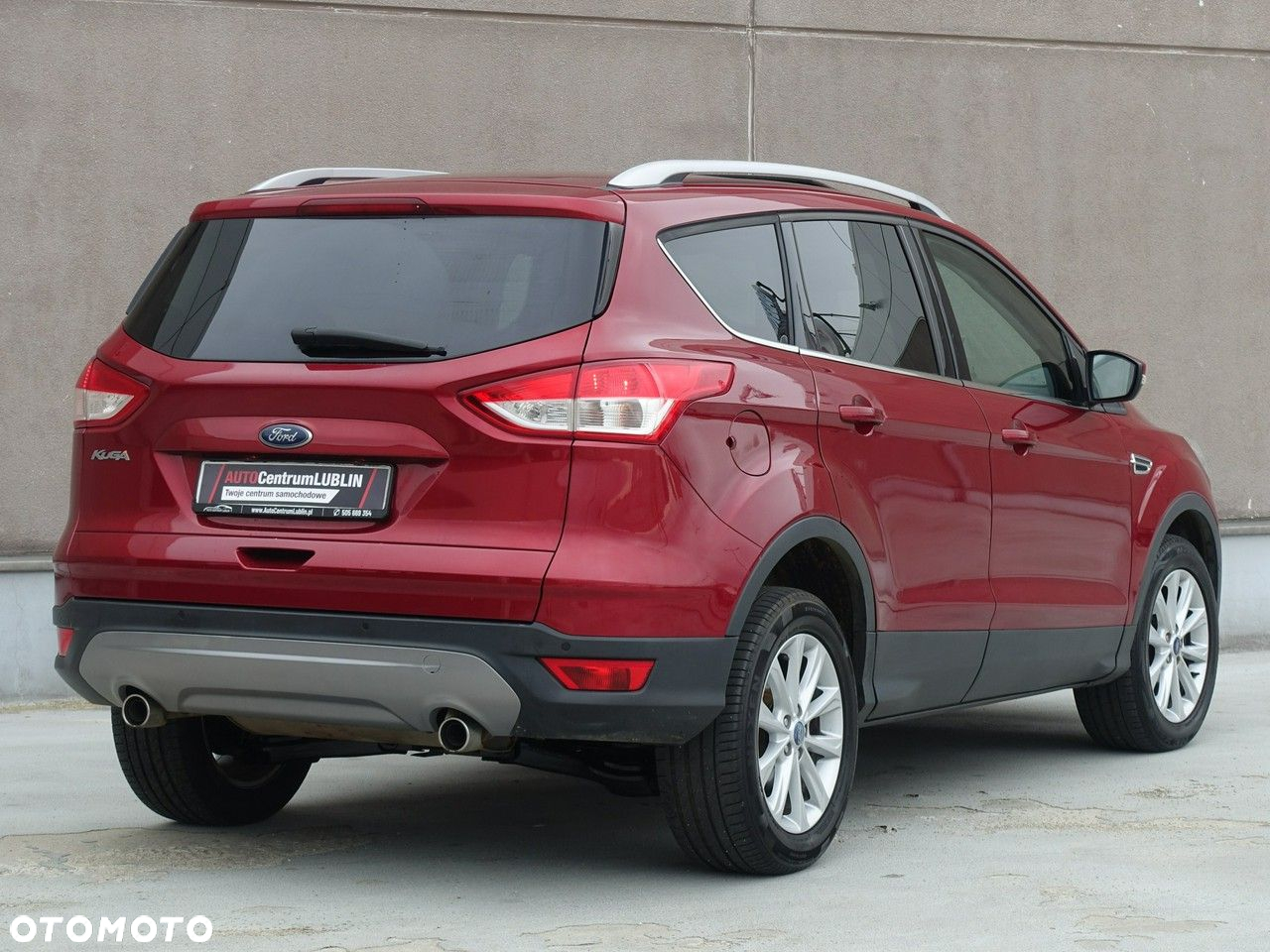 Ford Kuga 2.0 TDCi 2x4 Titanium - 11