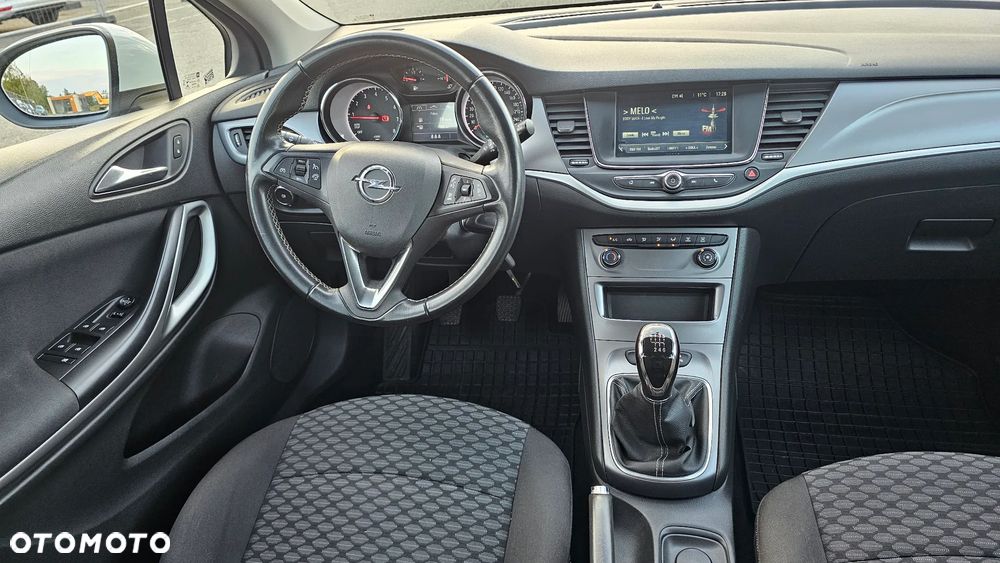 Opel Astra V 1.4 T Enjoy - 10