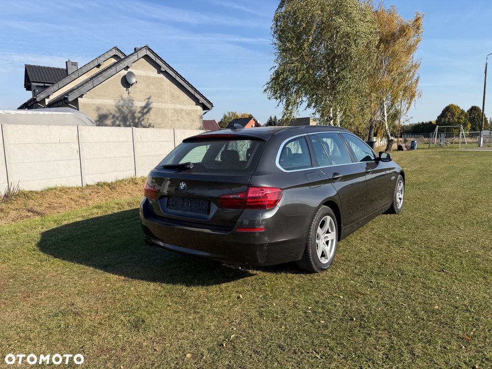 BMW Seria 5 520i Modern Line - 8