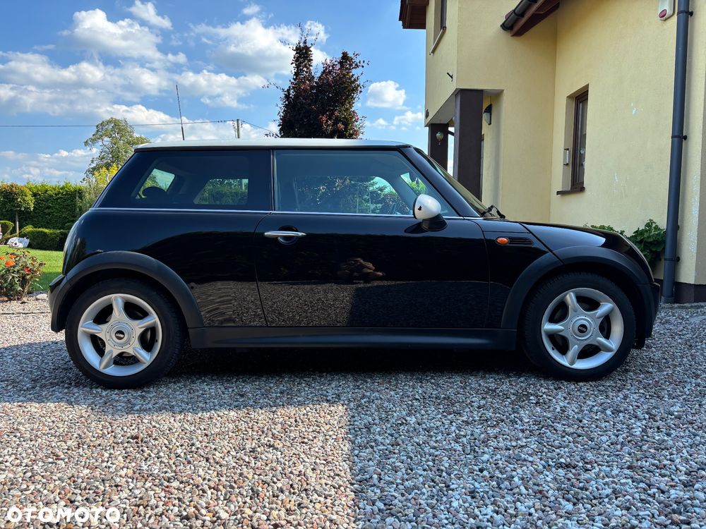 MINI ONE - 4