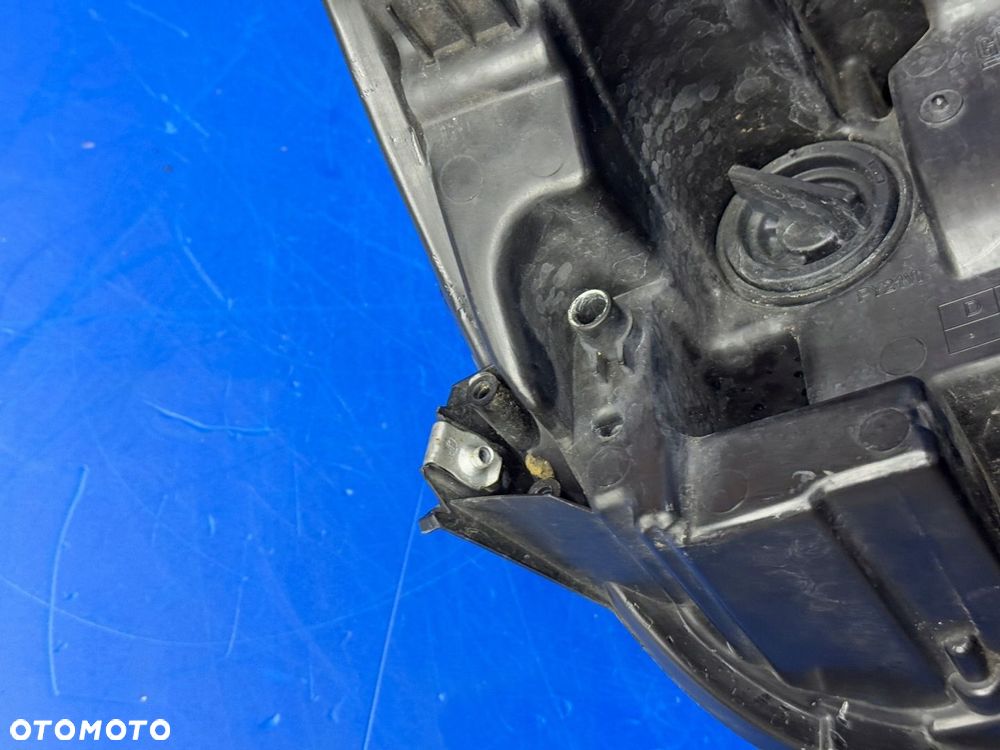 LEWY BI XENON LED OPEL INSIGNIA Skrętna Europa Hella - 11
