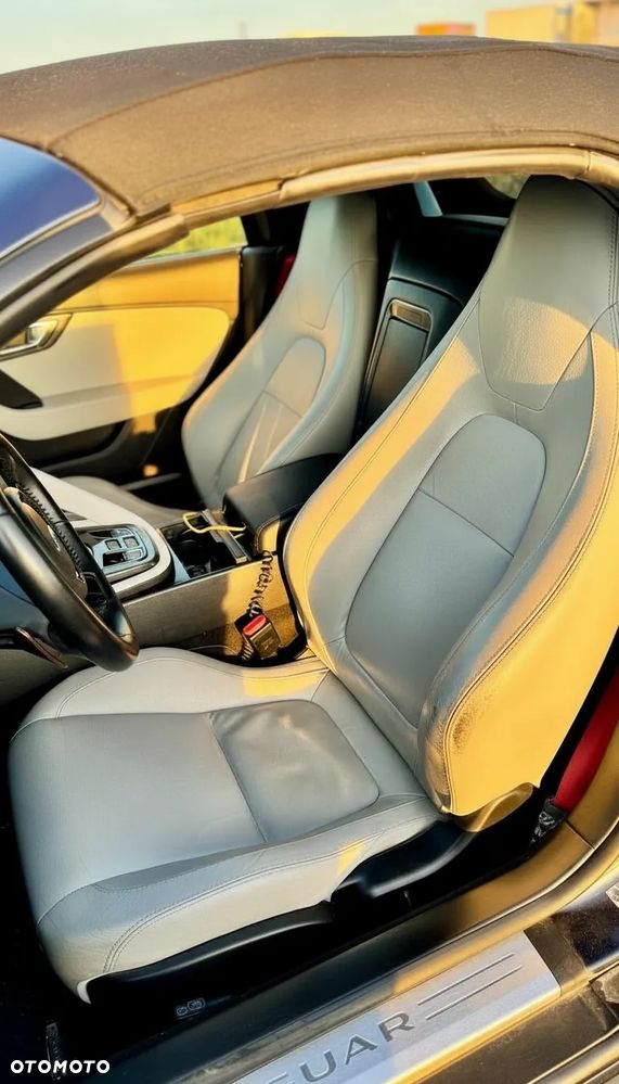 Jaguar F-Type - 6