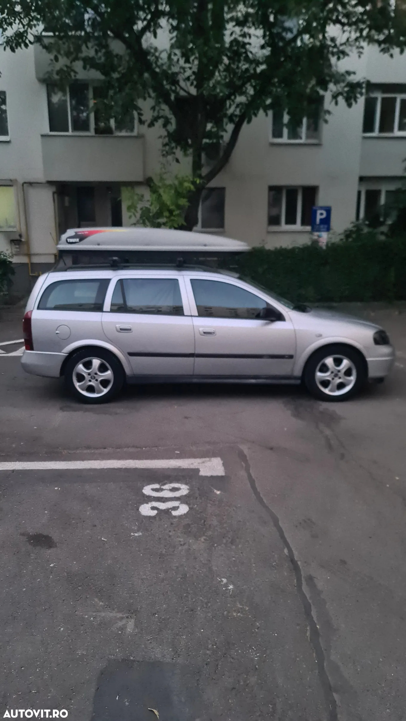 Opel Astra Classic Caravan 1.6i - 13