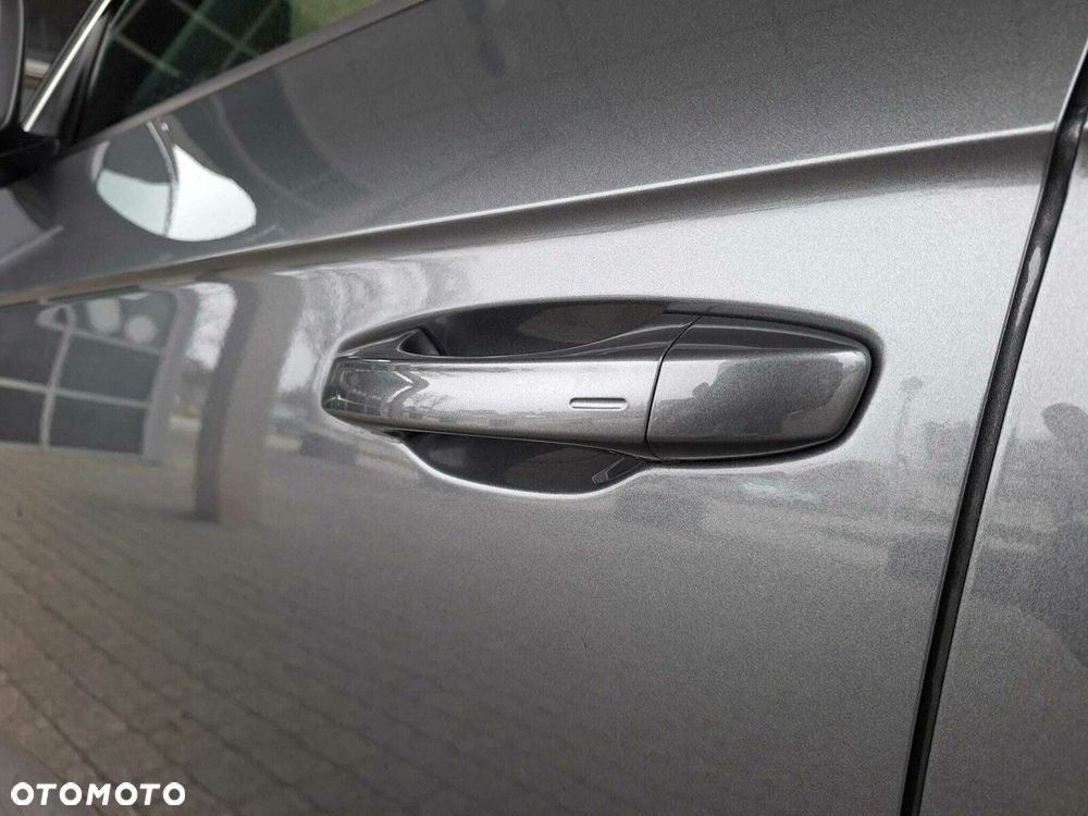 Volkswagen T-Roc 1.5 TSI Style DSG - 28