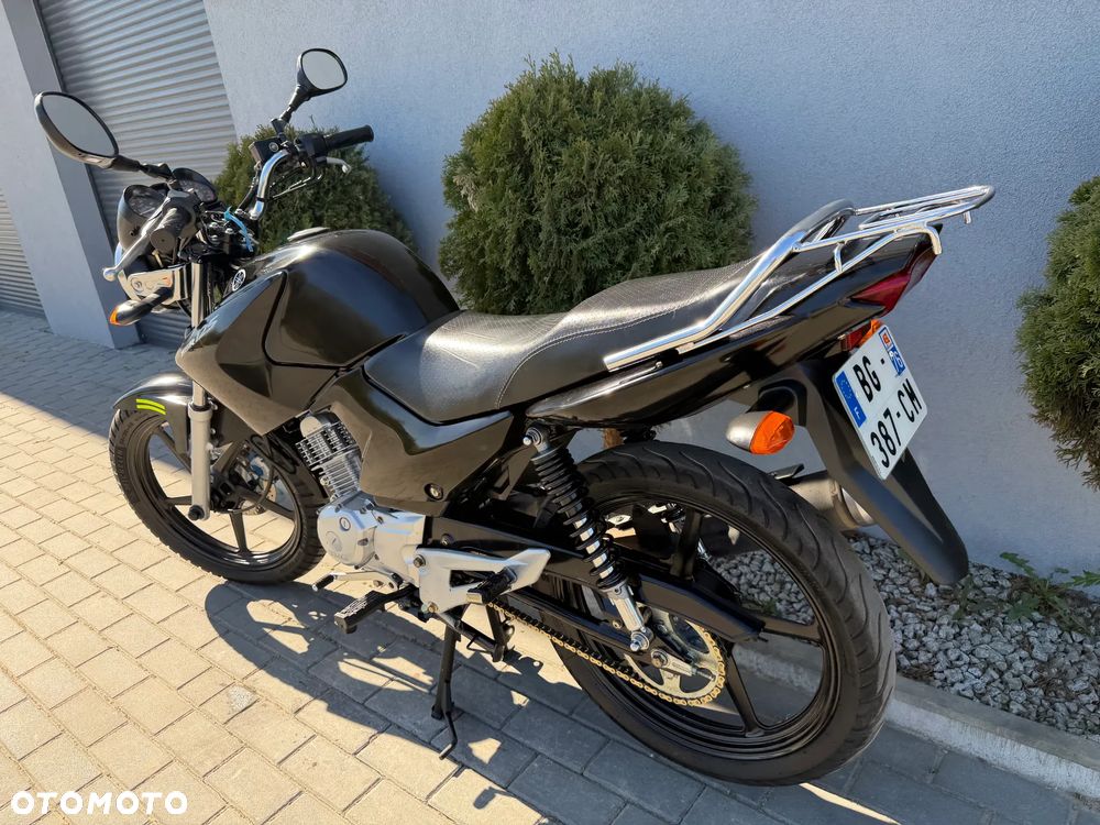 Yamaha YBR - 29