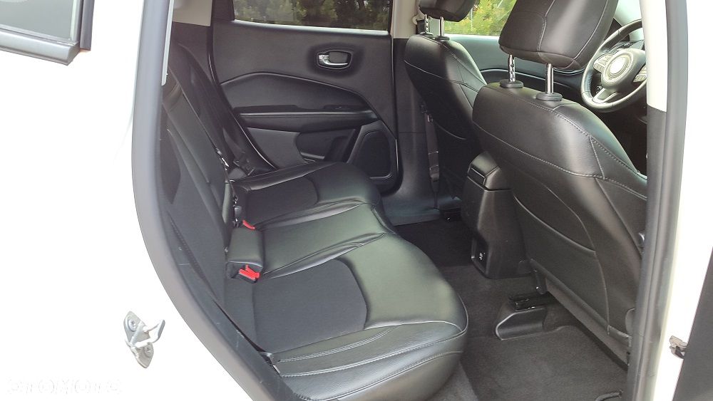 Jeep Compass 1.4 TMair Night Eagle FWD S&S - 28