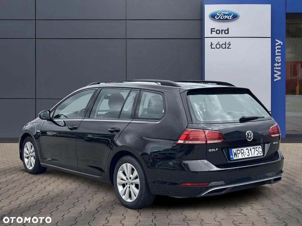 Volkswagen Golf 1.5 TSI BMT Comfortline DSG - 4