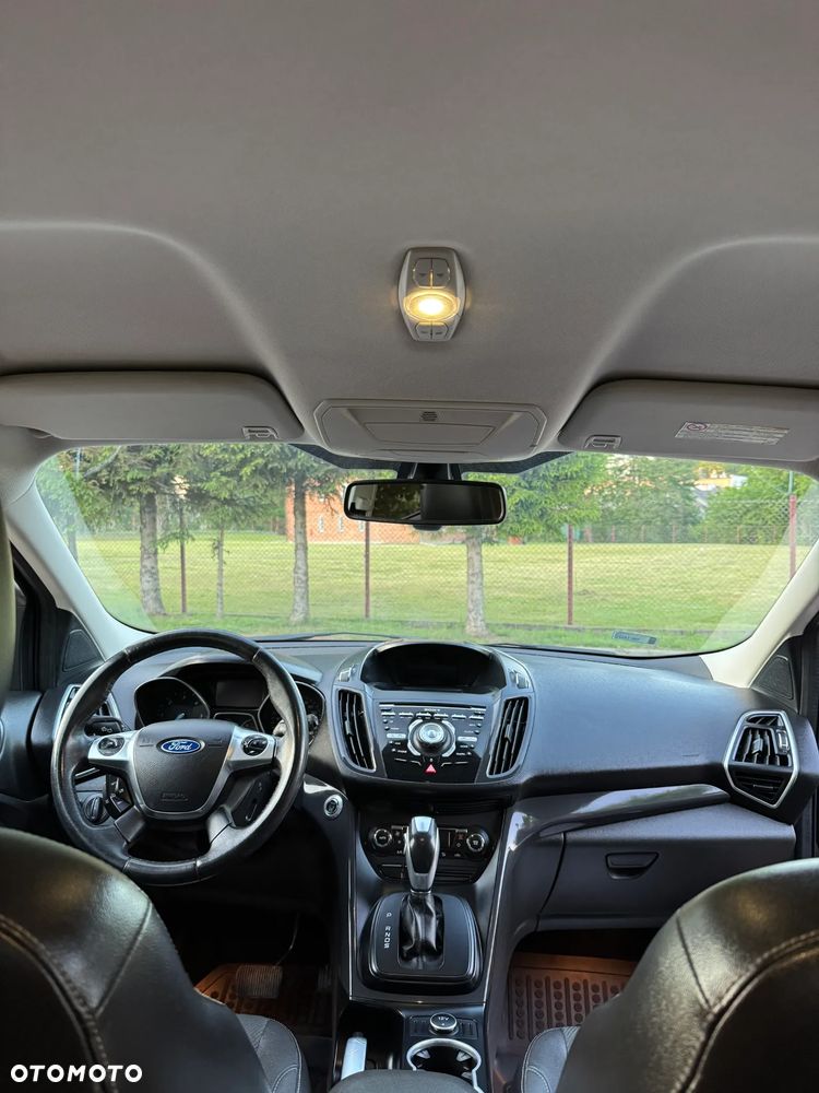 Ford Kuga 2.0 TDCi 4x4 Titanium - 24