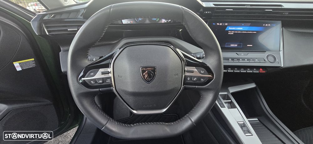 Peugeot 308 Plug-In Hybrid 180 e-EAT8 GT - 32