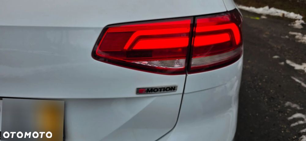 Volkswagen Passat Alltrack 2.0 TDI SCR DSG 4Motion - 10