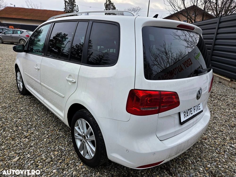 Volkswagen Touran 1.6 TDI DPF BlueMotion Technology STYLE - 2