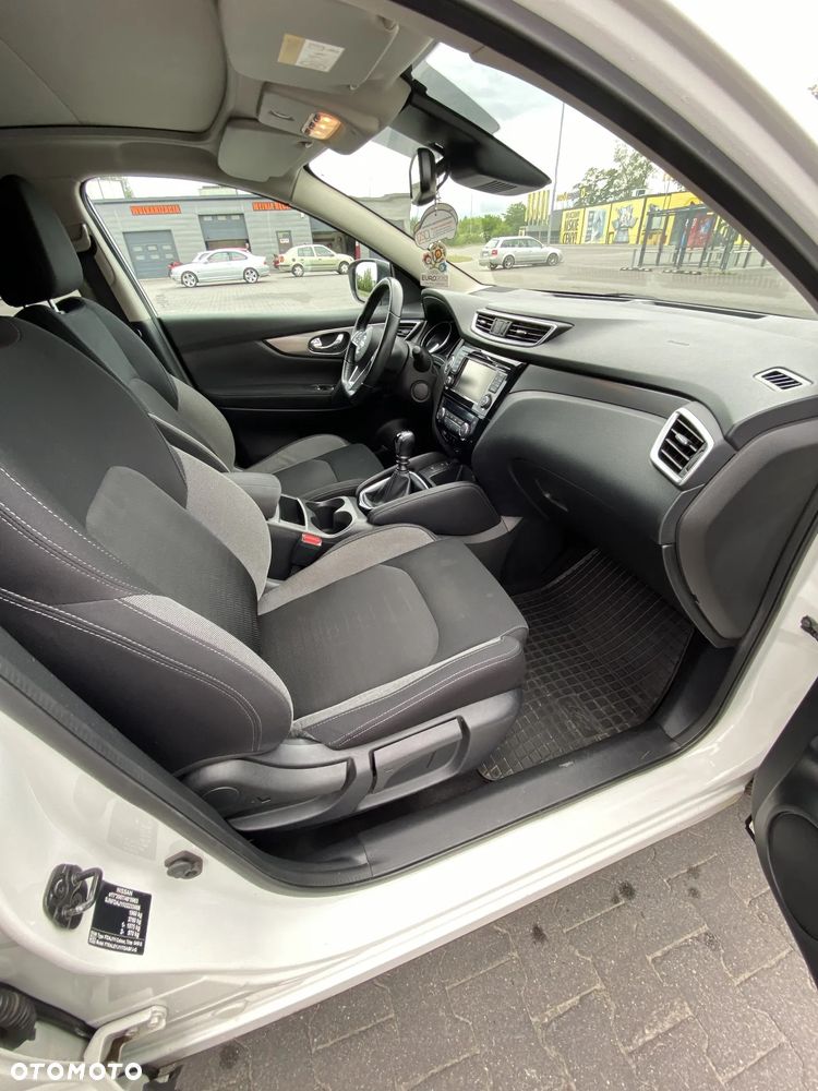 Nissan Qashqai 1.6 DCi 4x4 Tekna EU6 - 14