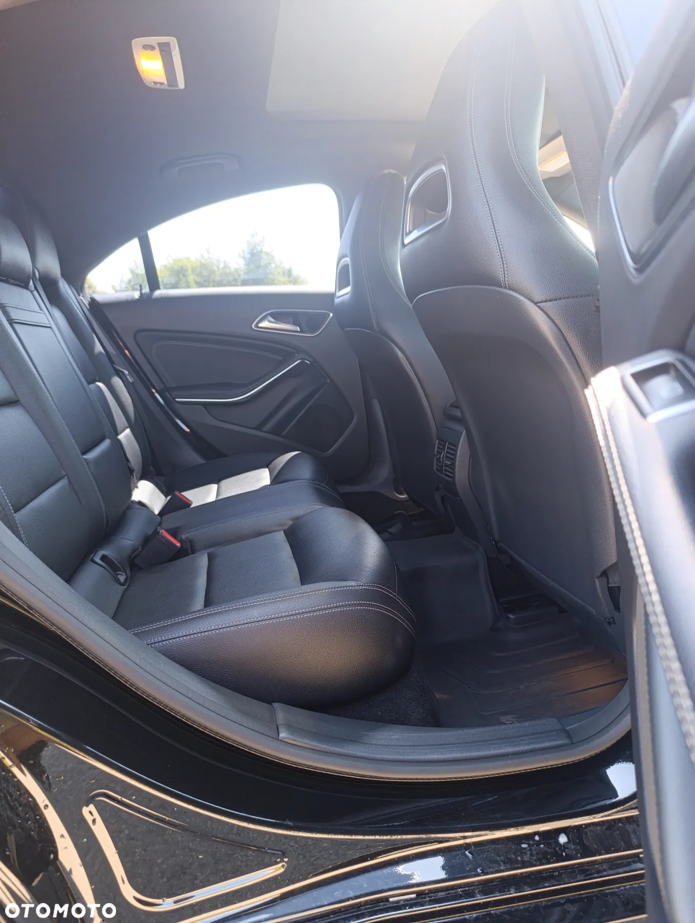 Mercedes-Benz CLA 250 4-Matic - 20