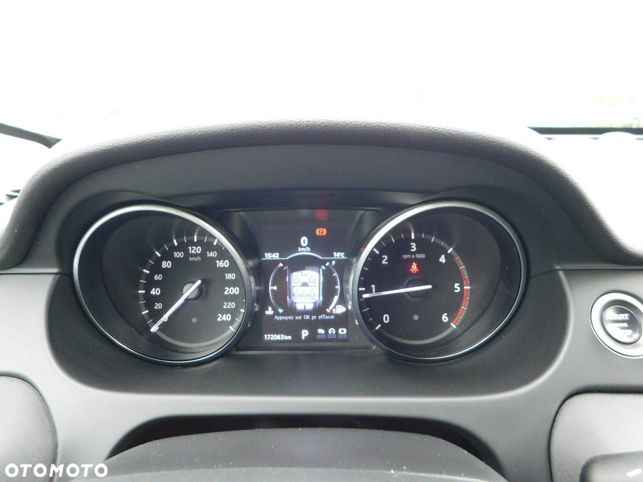 Land Rover Discovery Sport - 25
