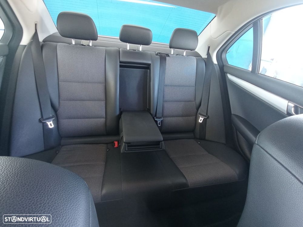 Mercedes-Benz C 200 CDI Avantgarde BlueEfficiency - 6