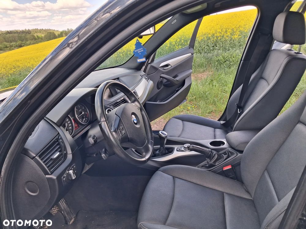 BMW X1 sDrive16d xLine - 10