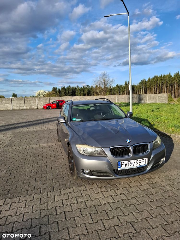 BMW Seria 3 318i Edition Lifestyle - 1
