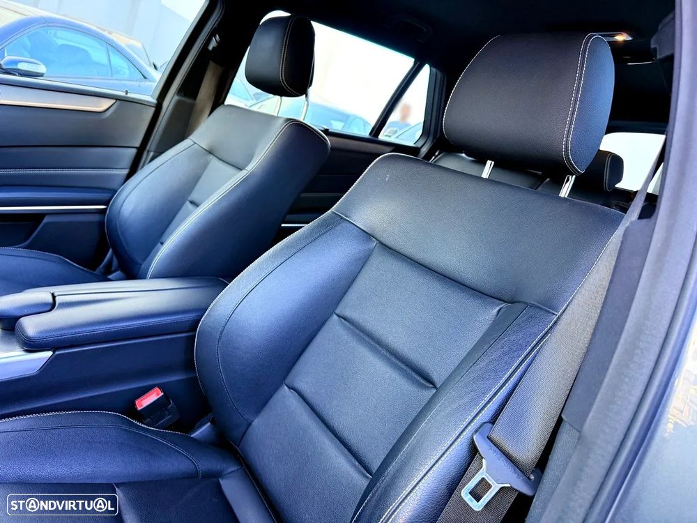 Mercedes-Benz E 250 BlueTEC Avantgarde Auto. - 25