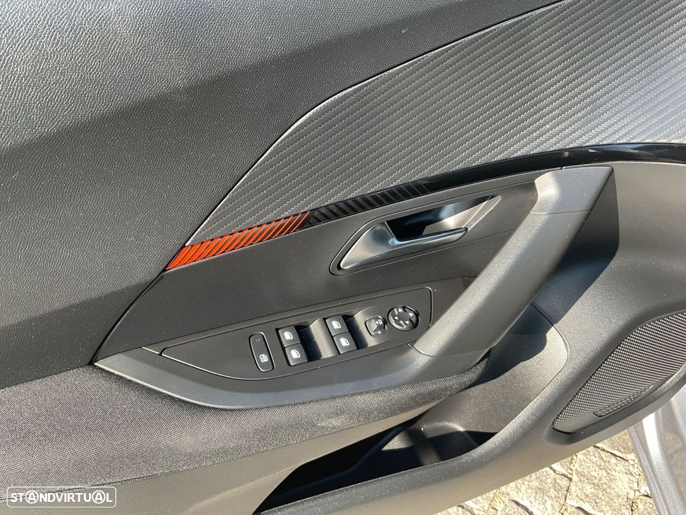 Peugeot 2008 1.5 BlueHDi Active - 21