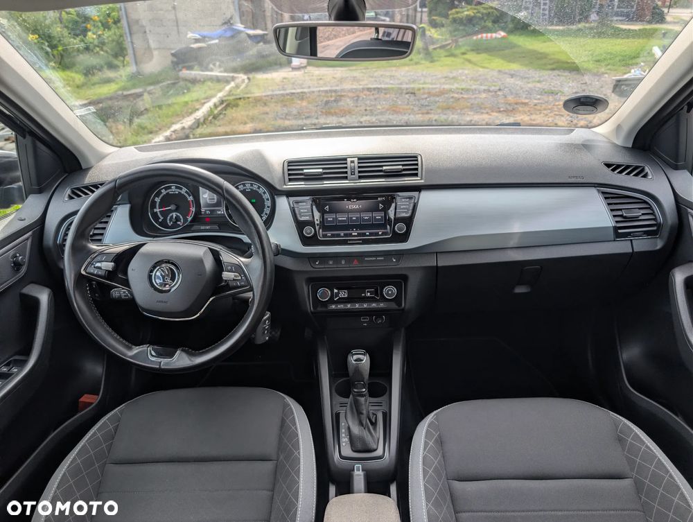 Skoda Fabia - 8