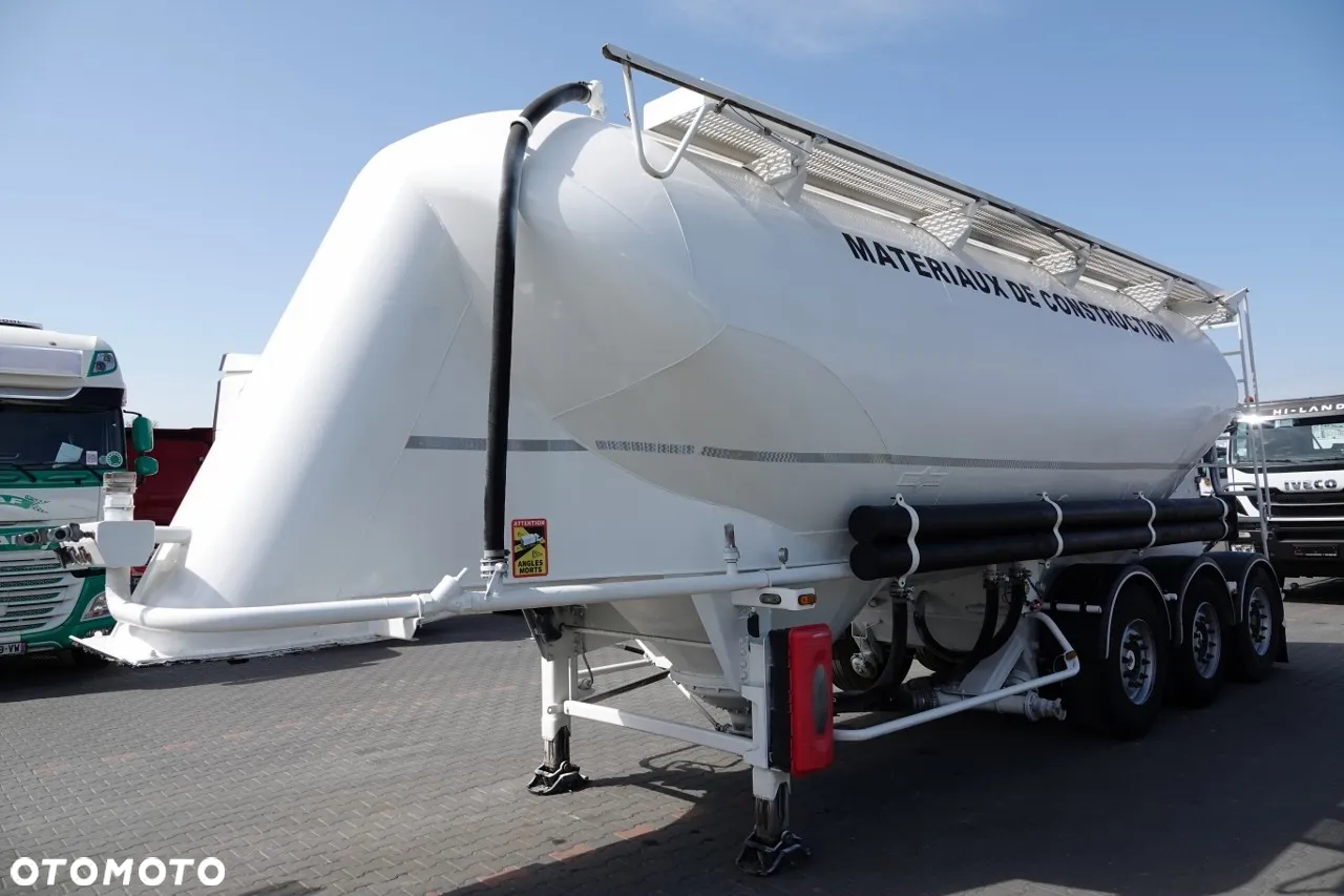 Spitzer CEMENTONACZEPA / 34 000 L / SILOS / 3 KOMORY / OSIE SAF - 2