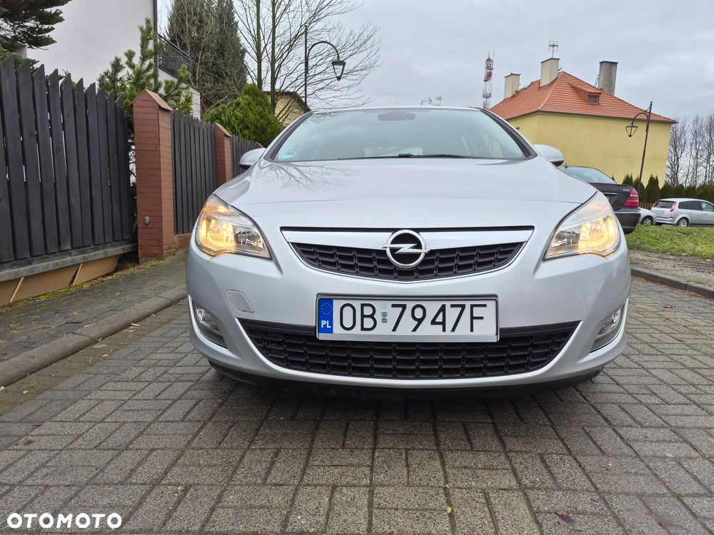 Opel Astra 1.4 Turbo Selection - 2