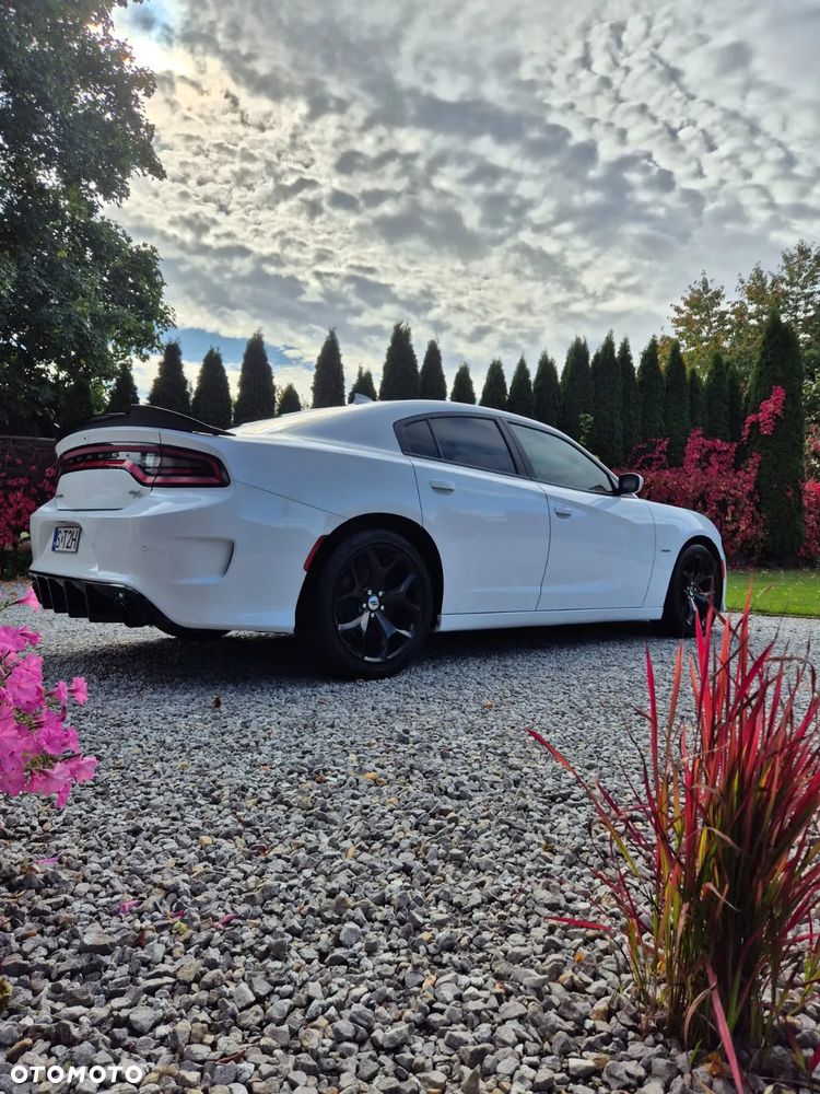 Dodge Charger - 10