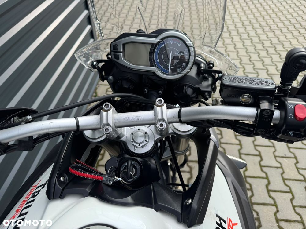 Triumph Tiger - 13