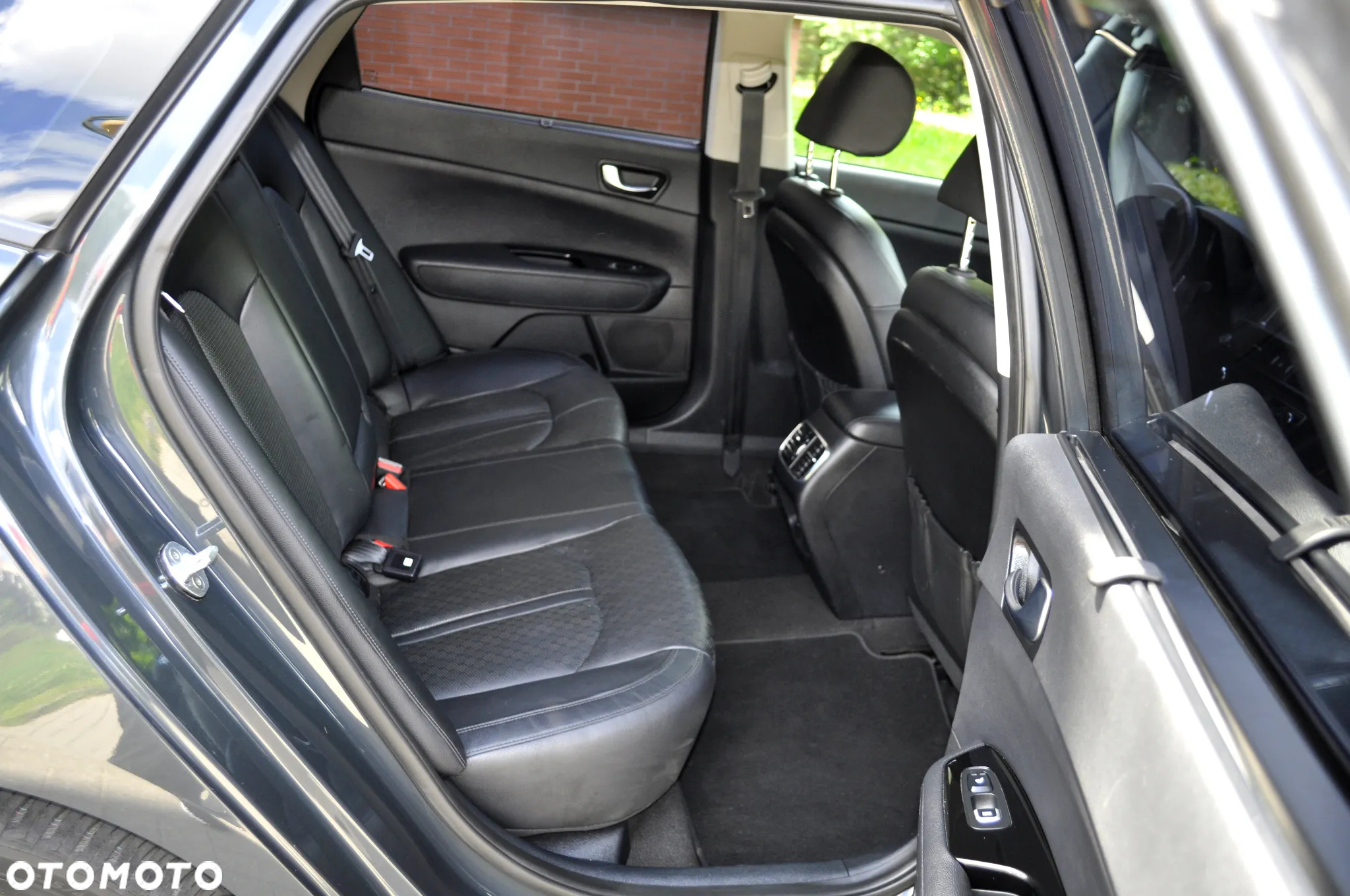 Kia Optima - 24