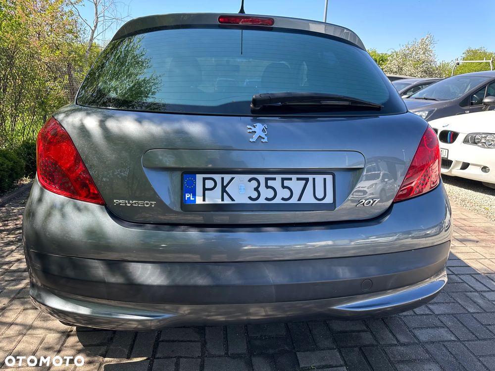 Peugeot 207 75 Urban Move - 14