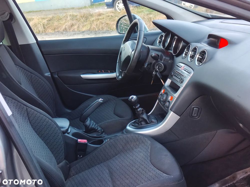 Peugeot 308 HDi FAP 140 Platinum - 5