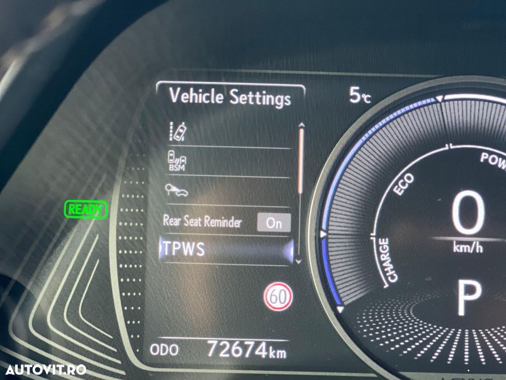 Lexus UX 250h Executive Line - 25