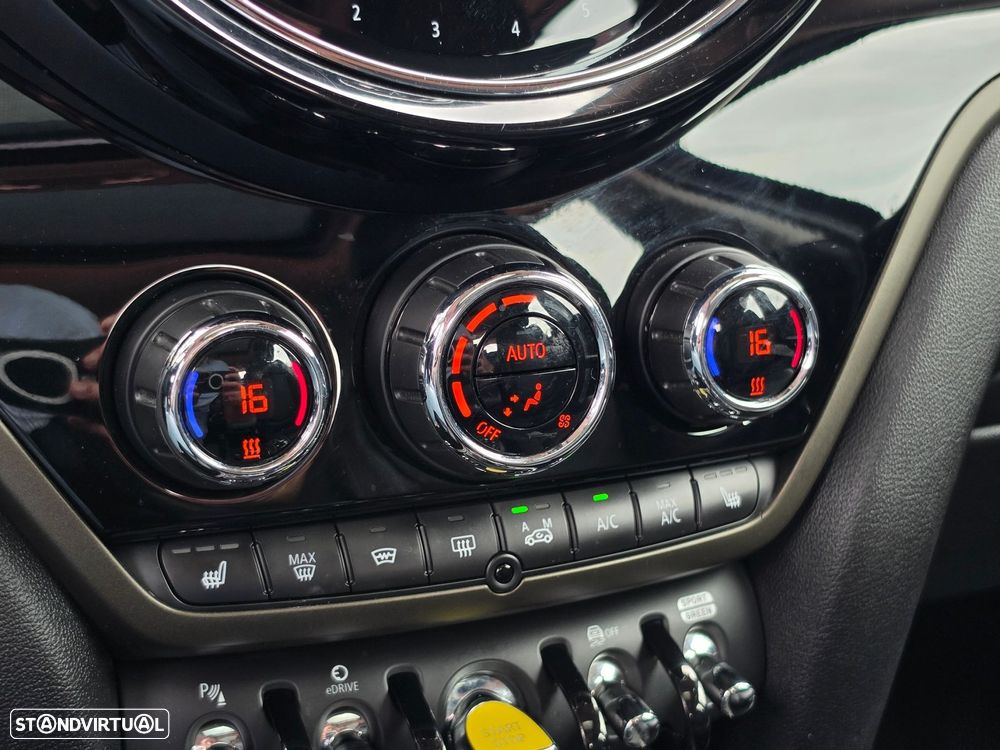 MINI Countryman Cooper SE All4 Aut. Essential - 27