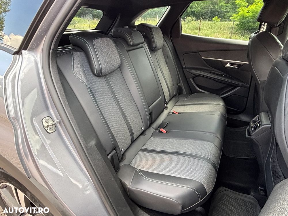 Peugeot 3008 1.2 PureTech 130 EAT8 Allure Pack - 9