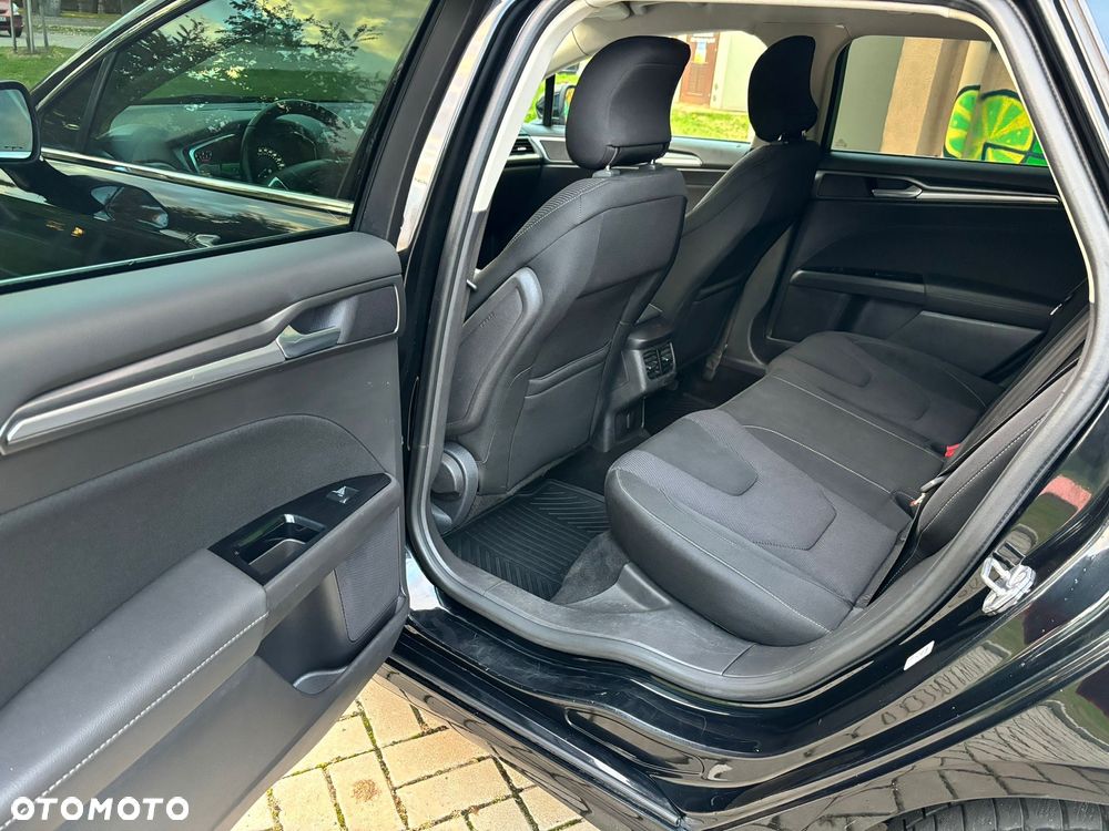 Ford Mondeo 2.0 TDCi Titanium - 21