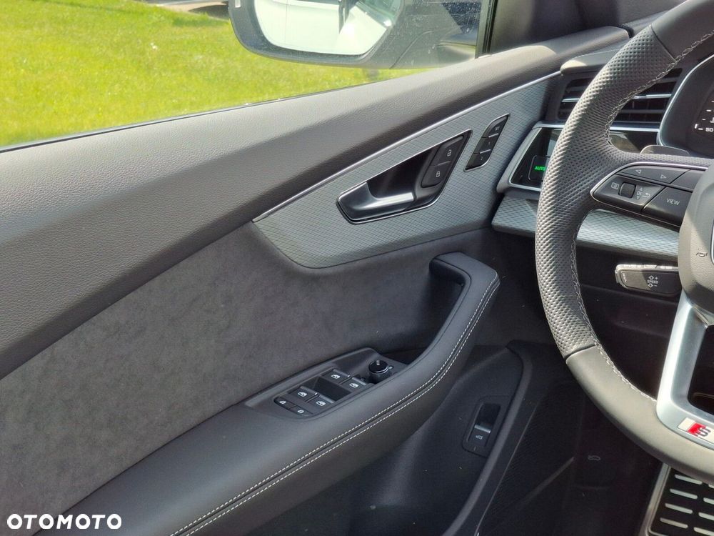 Audi Q8 - 18