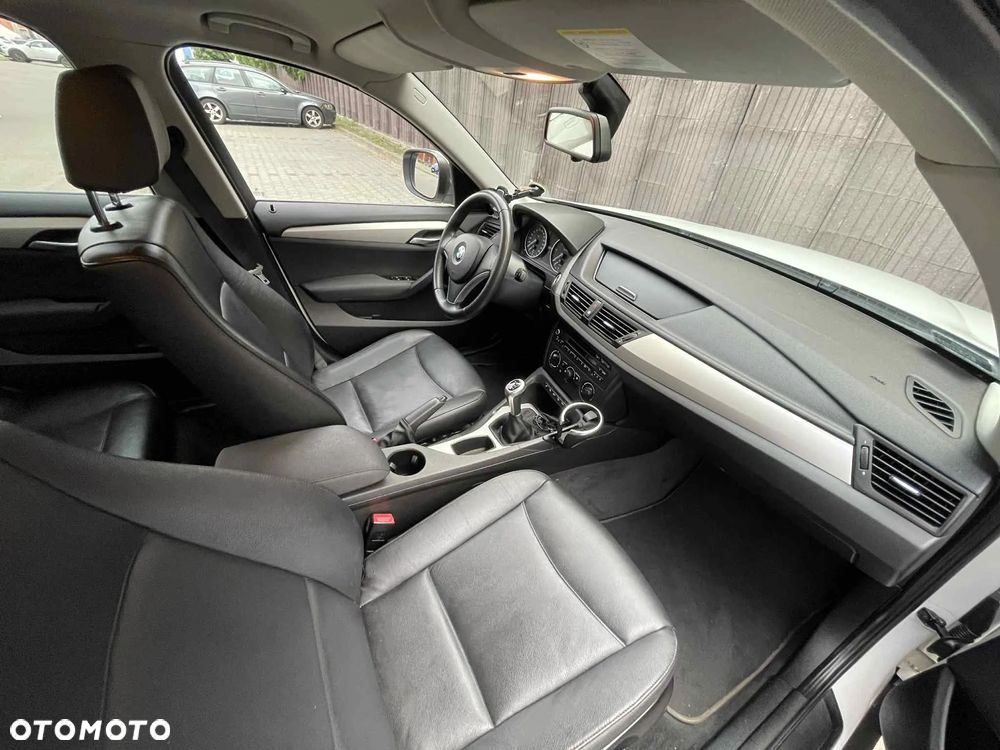 BMW X1 xDrive20d - 4