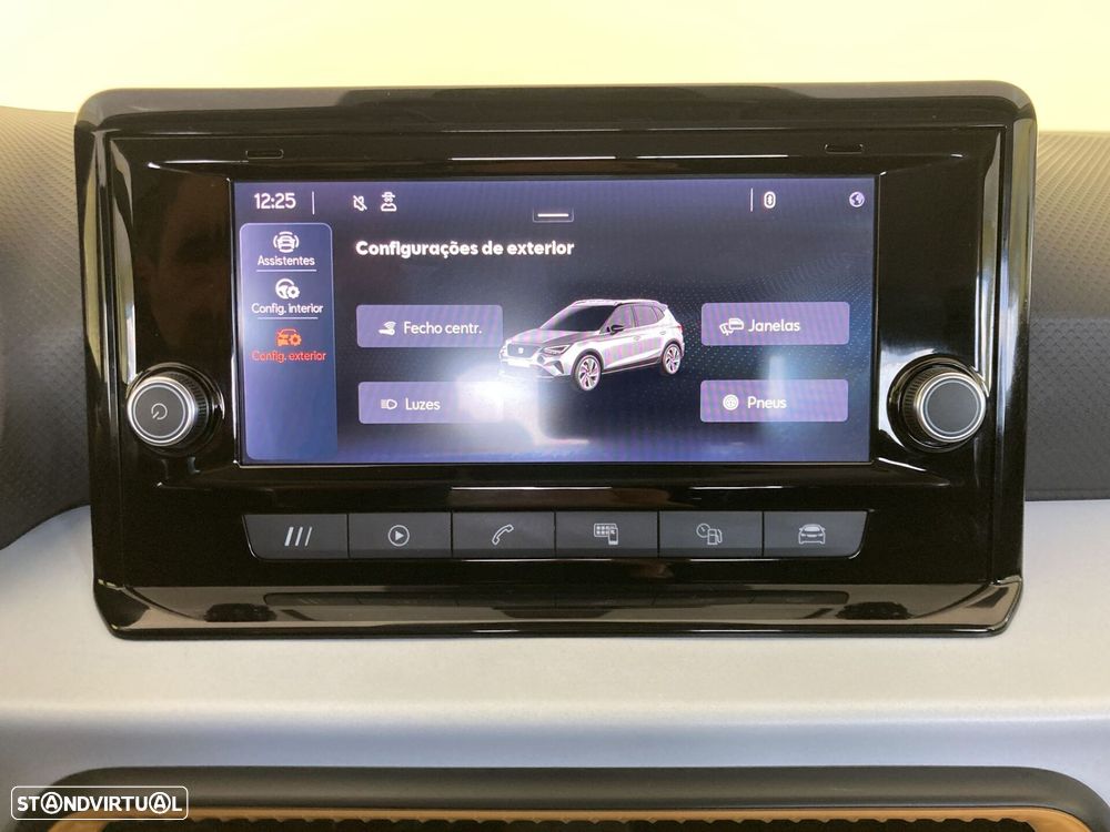 SEAT Arona 1.0 TSI Style DSG - 33