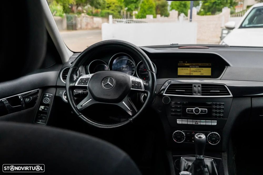 Mercedes-Benz C 220 - 10