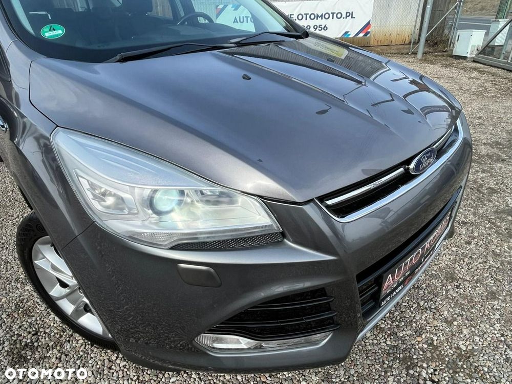 Ford Kuga 1.6 EcoBoost 2x4 Titanium - 31