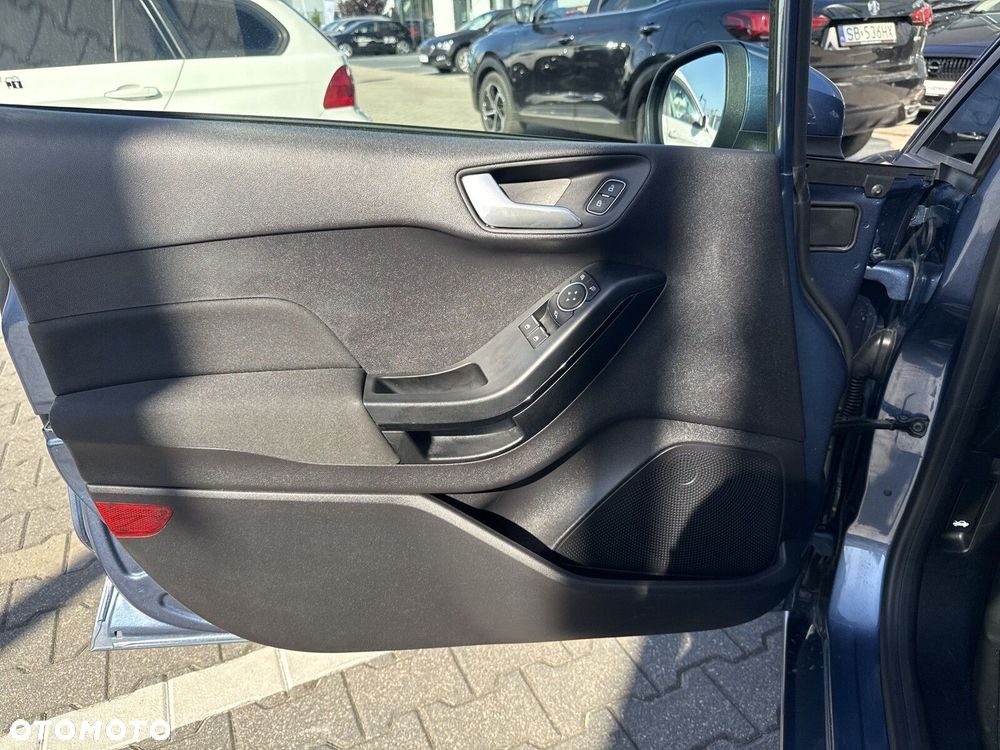 Ford Fiesta - 11