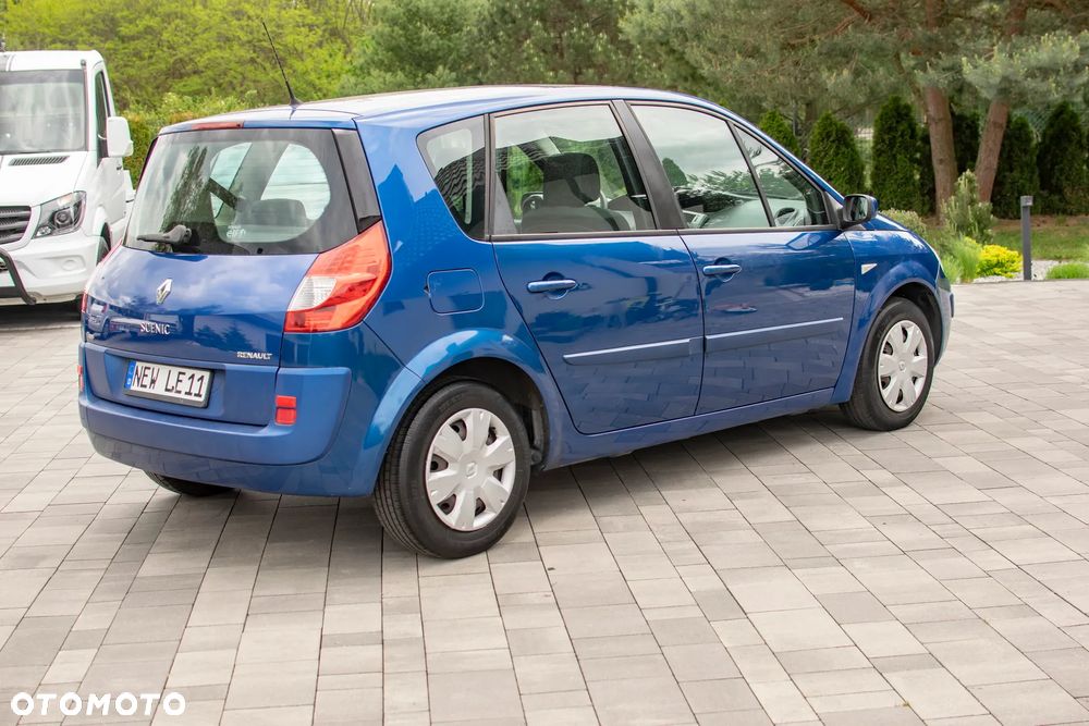 Renault Scenic - 17