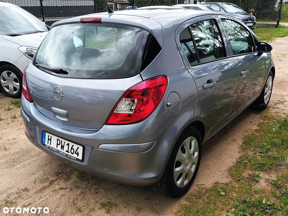 Opel Corsa 1.2 16V Essentia - 3